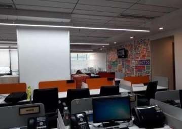 ZEE 24 GHANTA & ZEE BANGLA - Newsroom Circulation Promenade & Graphic Murals | Interior Designing Company in Kolkata | Saket Enterprises